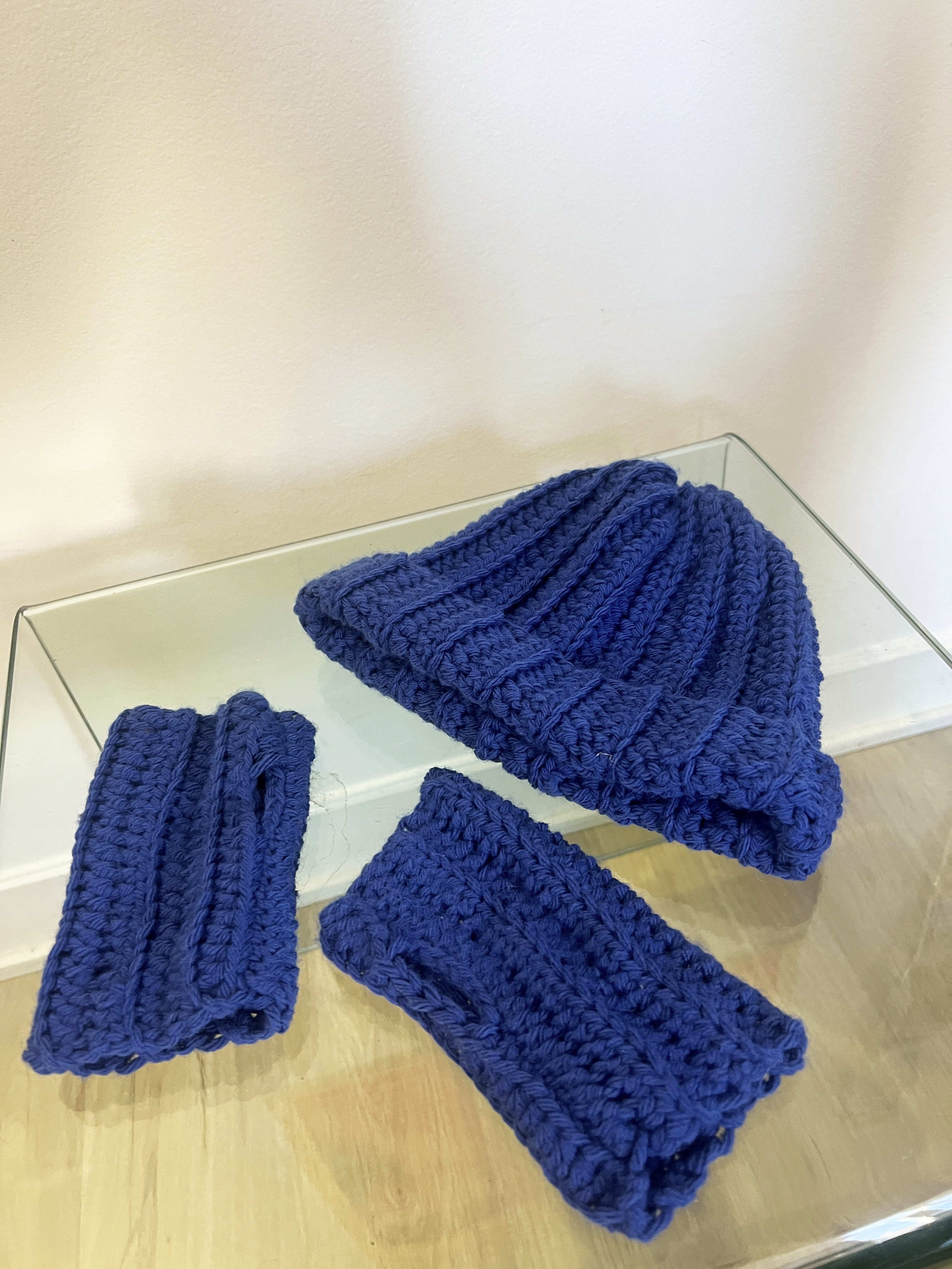 Lot bonnet et mitaines
